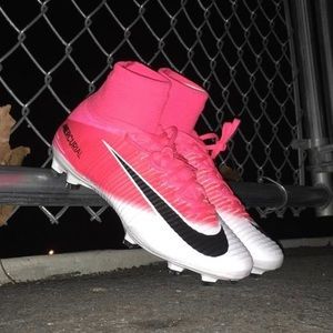 Soccer cleats